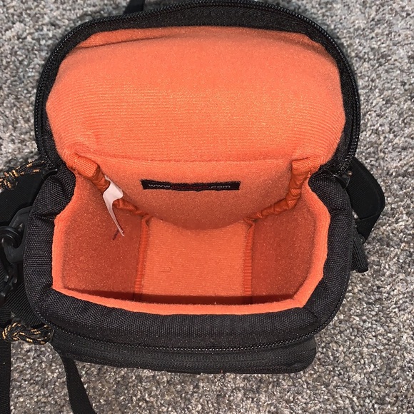 Camera case - Picture 3 of 4